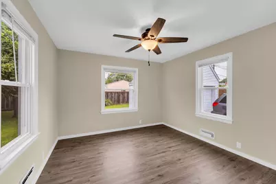 1233  Kingston Ave, Racine, WI 53402 - Photo 21