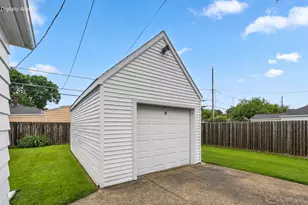 1233 Kingston Ave, Racine, WI 53402 - Photo 47