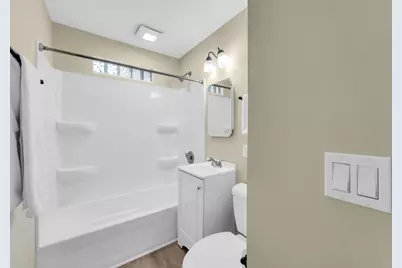 1233  Kingston Ave, Racine, WI 53402 - Photo 15