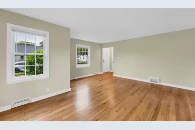 1233  Kingston Ave, Racine, WI 53402 - Photo 7