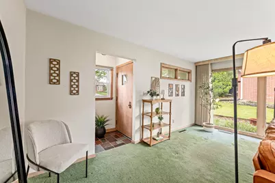 11307 W Garfield Ave, Wauwatosa, WI 53226 - Photo 11
