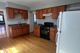 1650 N Arlington Pl, Milwaukee, WI 53202 - Photo 17