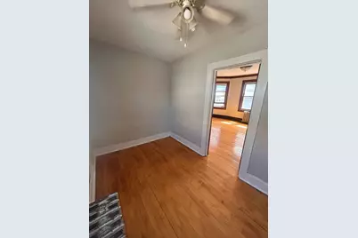 1650 N Arlington Pl, Milwaukee, WI 53202 - Photo 19
