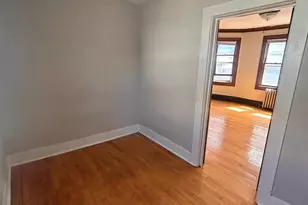 1650 N Arlington Pl, Milwaukee, WI 53202 - Photo 19