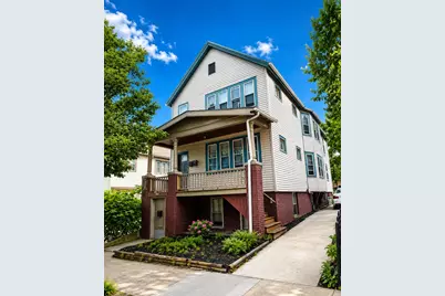 1650 N Arlington Pl, Milwaukee, WI 53202 - Photo 1