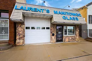 928 S 12th St, Manitowoc, WI 54220 - Photo 1