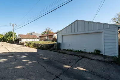 3739 N 97th Pl, Milwaukee, WI 53222 - Photo 23