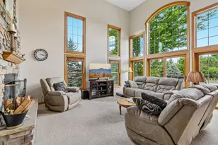 N63W27176 Maple St, Merton, WI 53089 - Photo 9