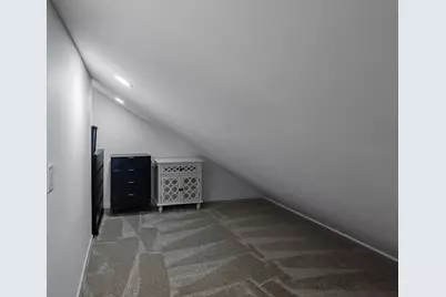 12001 W Underwood Pkwy, Wauwatosa, WI 53226 - Photo 23