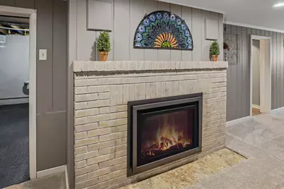 12001 W Underwood Pkwy, Wauwatosa, WI 53226 - Photo 27