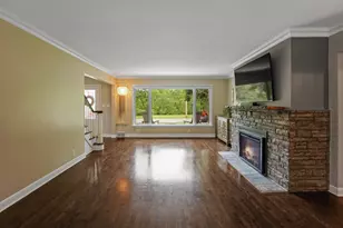 12001 W Underwood Pkwy, Wauwatosa, WI 53226 - Photo 13