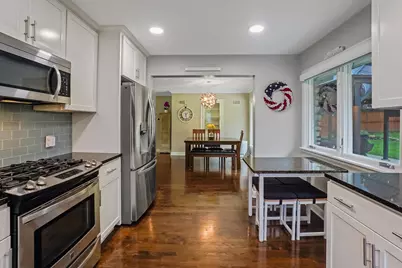 12001 W Underwood Pkwy, Wauwatosa, WI 53226 - Photo 9
