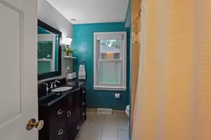 12001 W Underwood Pkwy, Wauwatosa, WI 53226 - Photo 15
