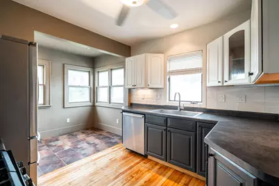 814  Buena Vista Ave, Waukesha, WI 53188 - Photo 3