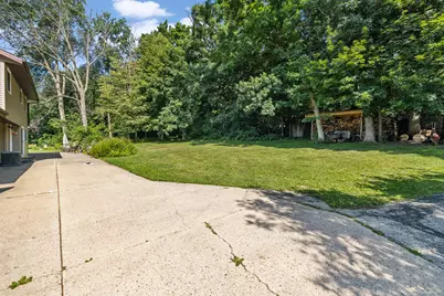 W250S4461  Center Rd, Waukesha, WI 53189 - Photo 11