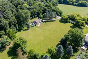 W250S4461 Center Rd, Waukesha, WI 53189 - Photo 7