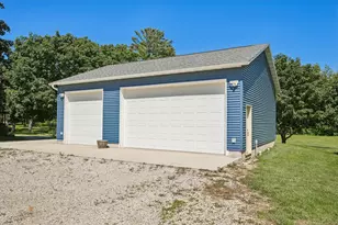 9207 39th Ave, Pleasant Prairie, WI 53142 - Photo 5