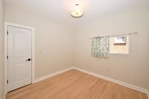 3725 S 5th Pl, Milwaukee, WI 53207 - Photo 27