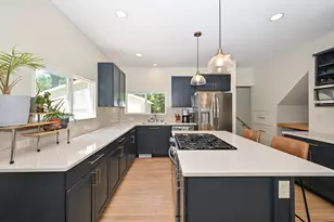 3725 S 5th Pl, Milwaukee, WI 53207 - Photo 25