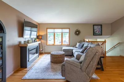 4150  Verchota St, La Crosse, WI 54601 - Photo 9
