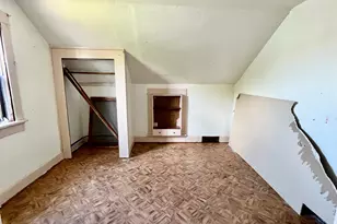 906 20th St, Two Rivers, WI 54241 - Photo 15