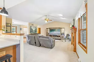2837 Willard Ln, Waukesha, WI 53188 - Photo 15