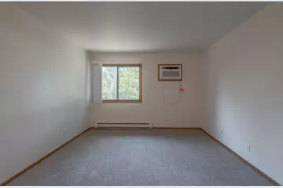 4042 S Pine Ave, Milwaukee, WI 53207 - Photo 11