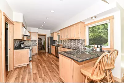 341 S Kane St, Burlington, WI 53105 - Photo 9