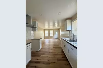 5261 N 46th St, Milwaukee, WI 53218 - Photo 5