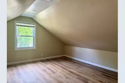 5261 N 46th St, Milwaukee, WI 53218 - Photo 11