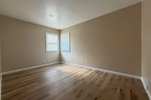 5261 N 46th St, Milwaukee, WI 53218 - Photo 9