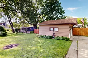 927 Peterson St, Fort Atkinson, WI 53538 - Photo 9