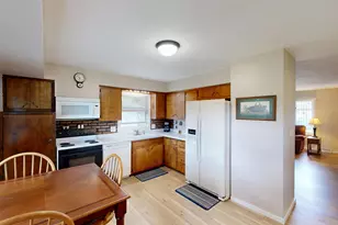 927 Peterson St, Fort Atkinson, WI 53538 - Photo 5