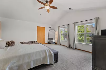 12155 W Virginia Cir #7, Franklin, WI 53132 - Photo 11