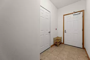 12155 W Virginia Cir, Franklin, WI 53132 - Photo 27