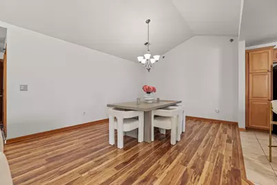 12155 W Virginia Cir #7, Franklin, WI 53132 - Photo 5
