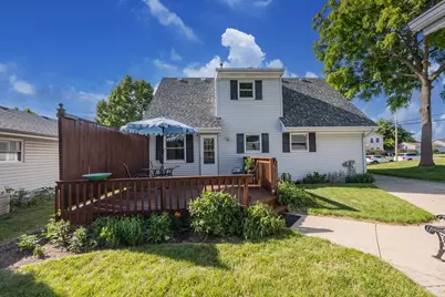 1231  Niagara St, Waukesha, WI 53186 - Photo 33