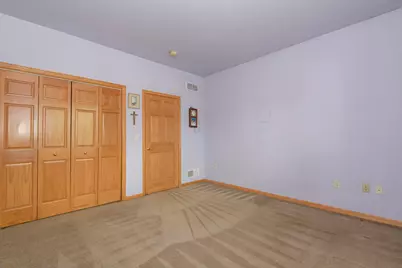 2812 E Somers Ct, Cudahy, WI 53110 - Photo 17