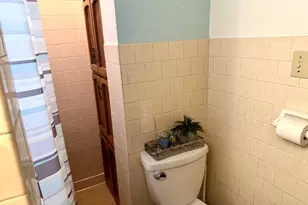 1634 S 58th St, West Allis, WI 53214 - Photo 17
