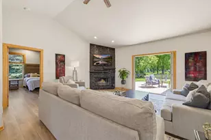 W266N6696 Beacon Hills Dr, Lisbon, WI 53089 - Photo 5