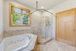 W266N6696 Beacon Hills Dr, Lisbon, WI 53089 - Photo 21