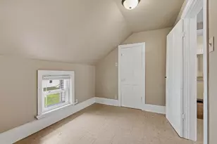 1210 Hamilton St, Manitowoc, WI 54220 - Photo 21