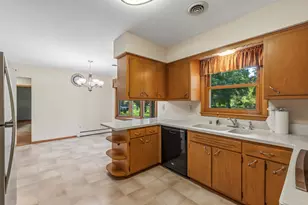 7631 W 5 Mile Rd, Racine, WI 53126 - Photo 15