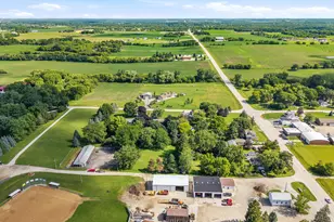 7631 W 5 Mile Rd, Racine, WI 53126 - Photo 33