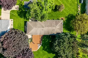 7631 W 5 Mile Rd, Racine, WI 53126 - Photo 35
