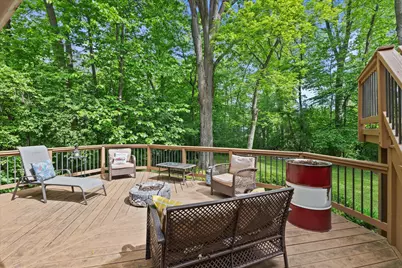 4948  Deerwood Dr, Racine, WI 53406 - Photo 5
