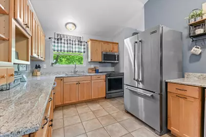 4948  Deerwood Dr, Racine, WI 53406 - Photo 7