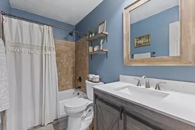 4948  Deerwood Dr, Racine, WI 53406 - Photo 21