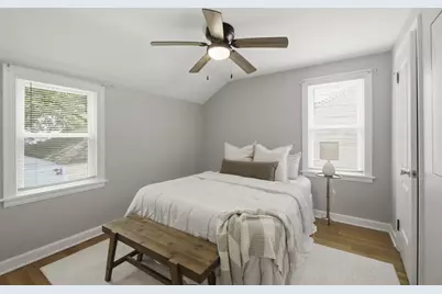 4640 N Woodruff Ave, Whitefish Bay, WI 53211 - Photo 9