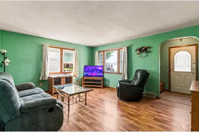 3321  26th St, La Crosse, WI 54601 - Photo 3